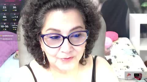 Snapshot of cataleya_mom_ chatting on March 7, 4:34 am cataleya online show from March 7, 4:34 am