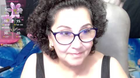 Snapshot of cataleya_mom_ chatting on February 18, 4:26 am cataleya online show from February 18, 4:26 am