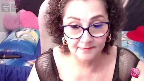 Snapshot of cataleya_mom_ chatting on February 19, 10:09 pm cataleya online show from February 19, 10:09 pm