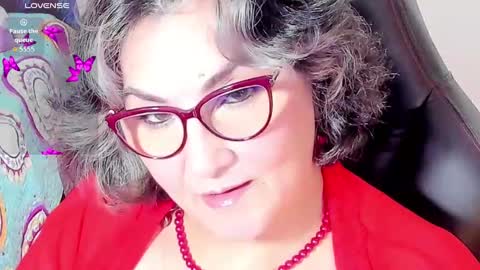 Snapshot of cataleya_mom_ chatting on October 17, 8:57 pm cataleya online show from October 17, 8:57 pm