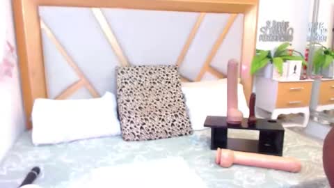 Cata online show from February 24, 6:33 pm