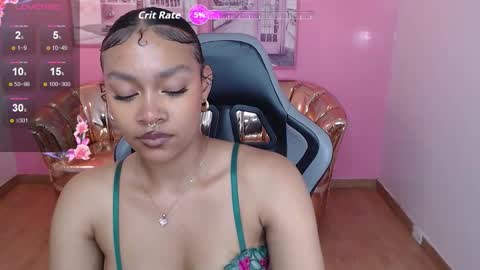 catalina25_t online show from December 3, 7:58 pm