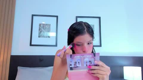 catalina online show from November 24, 4:00 am