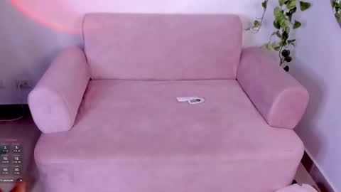      online show from December 19, 11:33 pm