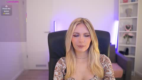 catecrago  online show from March 26, 9:03 am