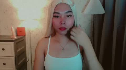 catherine_365 online show from November 22, 9:45 pm