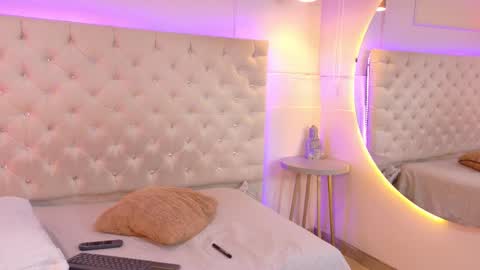 CATH  online show from February 5, 7:28 pm