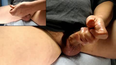 Snapshot of catlover03 chatting on January 7, 4:05 pm Mike online show from January 7, 4:05 pm