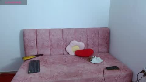 catrina_chan online show from May 24, 12:51 am