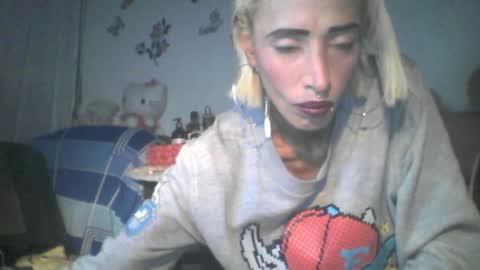 catrina online show from December 17, 10:27 pm