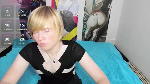 cattie_w_ online show from October 8, 1:13 am