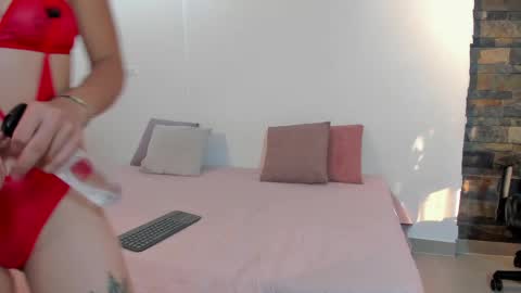 cattleya_smith_ online show from May 7, 12:56 pm