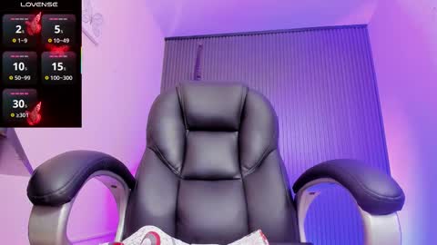 caty online show from November 12, 10:50 am