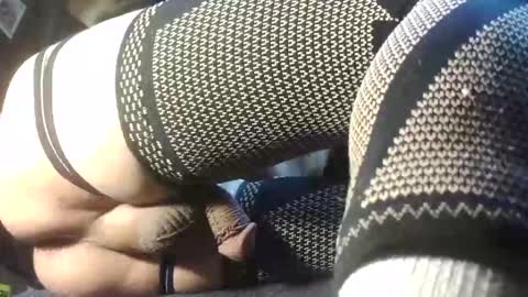 caughtnaked online show from December 22, 11:39 am