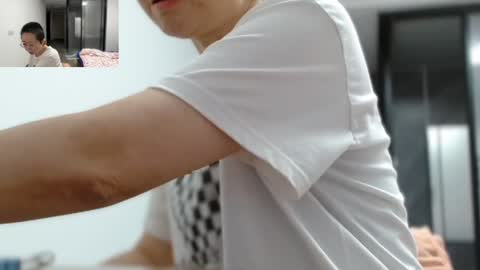 ANNYANNY online show from April 19, 6:21 pm