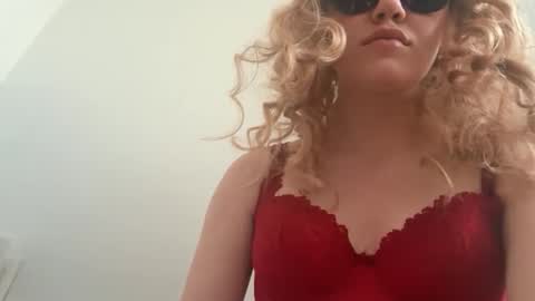 Claire online show from February 16, 8:51 pm