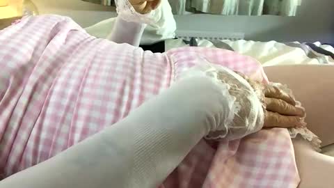 Claire online show from January 7, 8:52 am