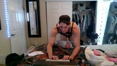 Snapshot of cdashleysimmons chatting on December 7, 1:52 am Allie North online show from December 7, 1:52 am