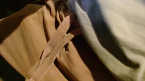 Boy looking for older men for first bottoming experience online show from December 9, 8:12 pm