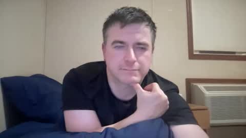 Snapshot of cdwhtv chatting on October 26, 2:01 am 72325 - Still Alive.. that was not meant to rhyme online show from October 26, 2:01 am