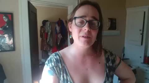 Cecily Saint Claire online show from April 9, 4:23 pm