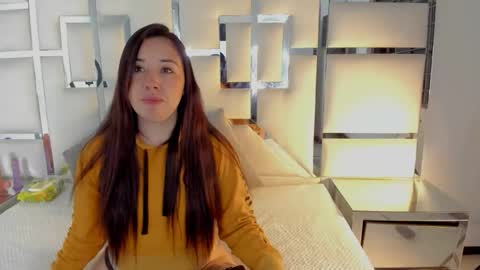 celeste_hillx online show from November 28, 4:09 am