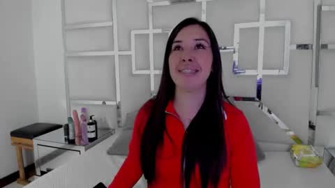celeste_hillx online show from November 29, 4:31 am