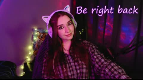 celia_sensual_ online show from June 16, 8:35 pm