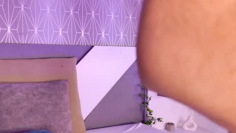 Snapshot of celine_lee chatting on October 15, 5:14 pm Celine online show from October 15, 5:14 pm