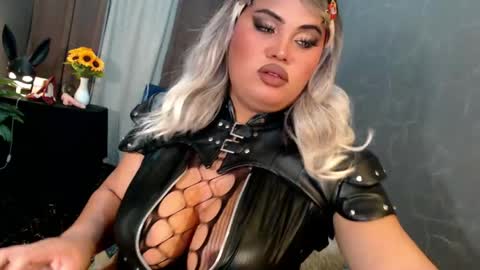 cellinekittcumerr online show from June 2, 6:43 pm