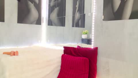 CELIA online show from March 13, 7:00 am