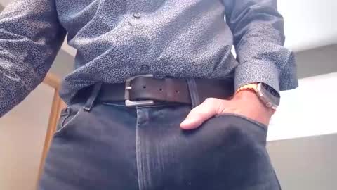 Centerfield online show from February 26, 10:15 pm