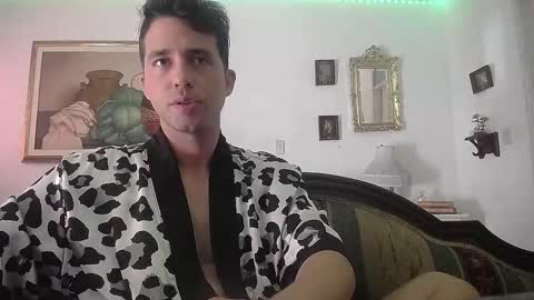 Snapshot of centurionjohnny chatting on December 4, 1:58 pm centurionjohnny online show from December 4, 1:58 pm