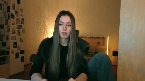 my name is Eva online show from February 11, 7:50 pm