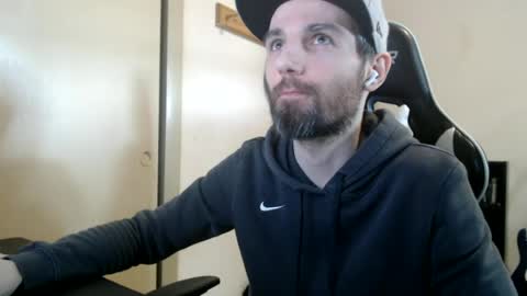 cha_cha_chillin online show from June 27, 5:41 pm
