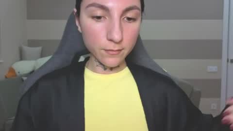 Kate online show from April 1, 1:41 pm