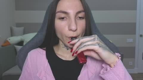 Kate online show from May 14, 8:12 am