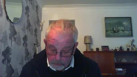 Champers online show from February 25, 5:08 pm