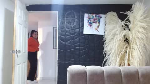 chanel_bitch783354 online show from March 12, 2:04 am