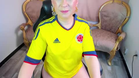          online show from April 11, 4:33 pm