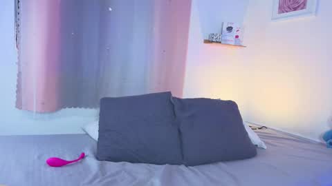 Channel online show from March 11, 1:47 pm