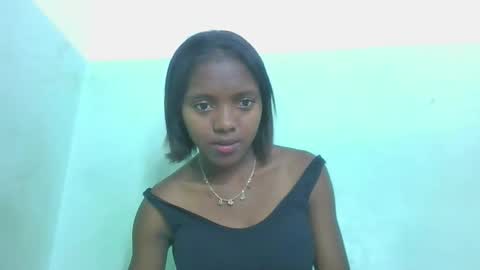 chanteuse655720 online show from May 13, 5:44 pm