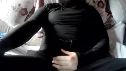 Guy online show from December 1, 2:37 pm