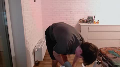 charleshanson69 online show from December 18, 12:55 pm