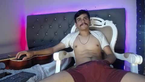 Snapshot of charlie_cock_ chatting on September 14, 5:21 am Charlie online show from September 14, 5:21 am