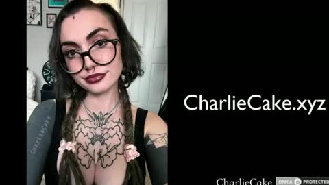Charlie Cake online show from July 17, 3:30 am