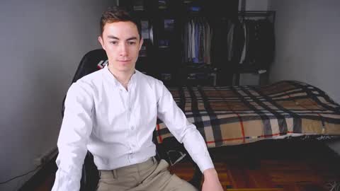 carlos reyes online show from February 13, 8:17 am