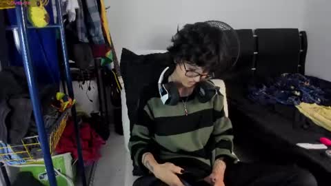 Charlie online show from August 3, 9:04 am