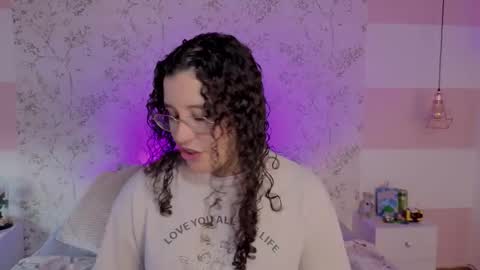 You honey online show from March 7, 12:05 pm