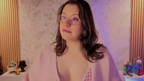 You honey online show from June 22, 11:39 am